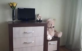 Tulips - Guest Room Close To The Airport, Free Street Parking